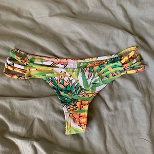 Midori bikini bottoms